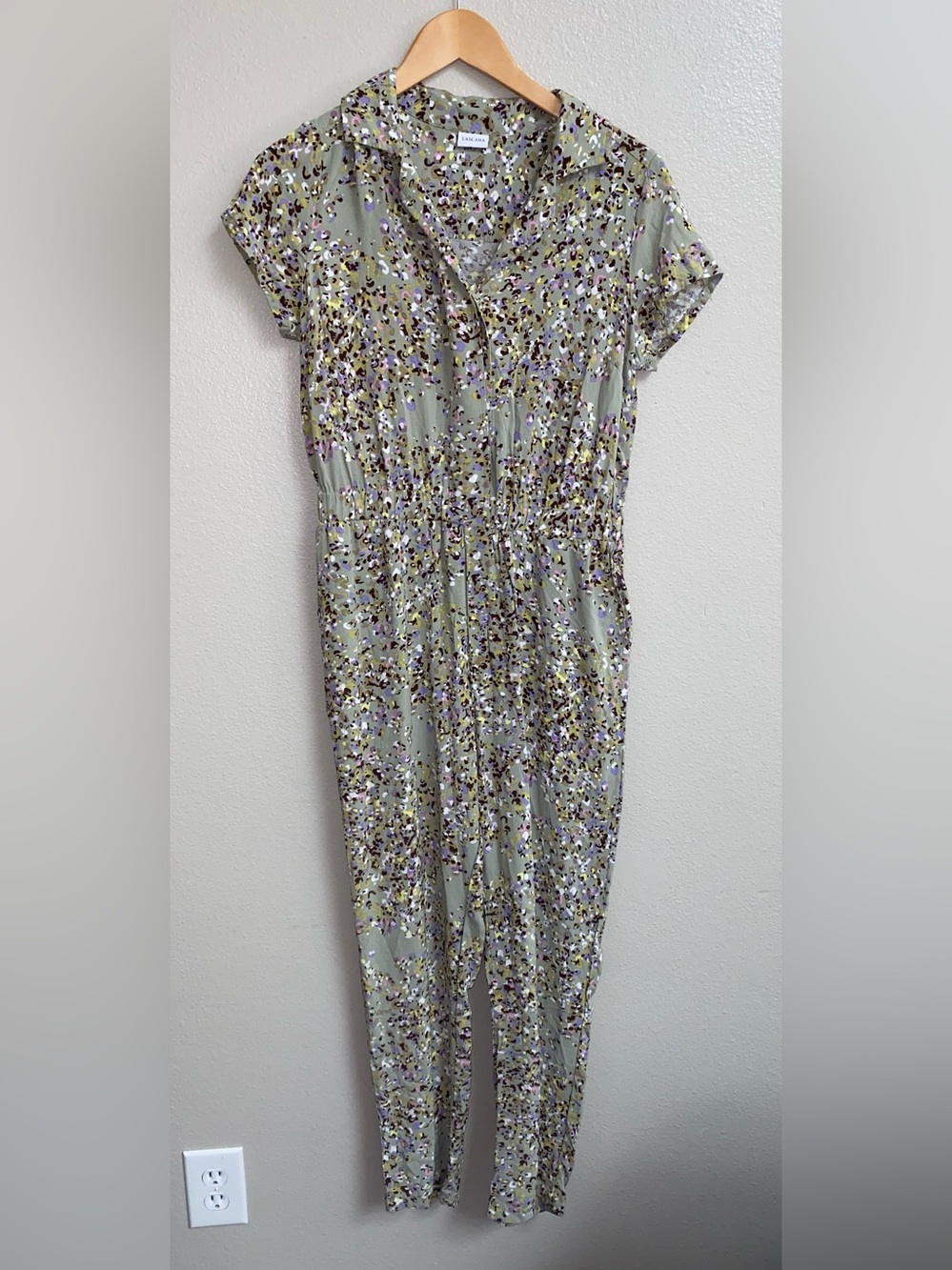 LASCANA Short Sleeve Abstract Animal Floral Print Jumpsuit Green Size 4